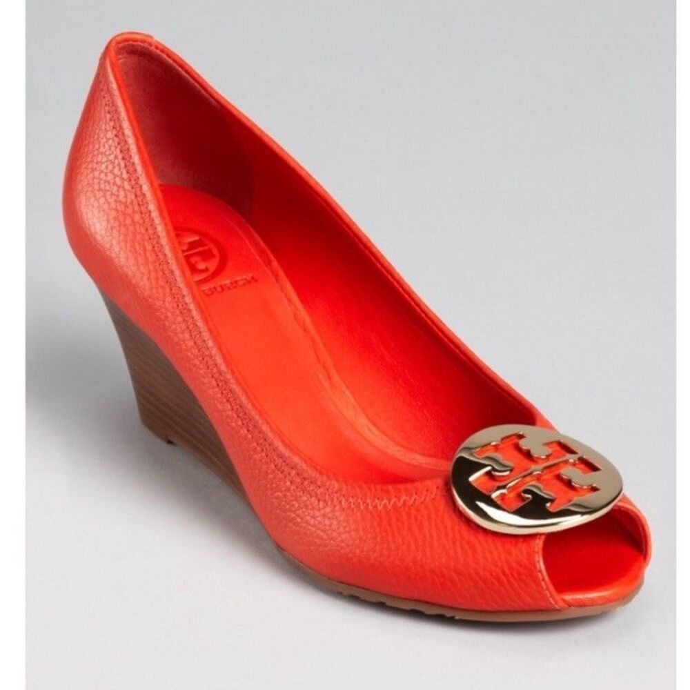 Tory Burch Sally 8 Tumbled Leather Habanero Pepper/Gold Orange Red